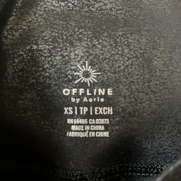 Offline by Aerie black textured fabric XS - Picture 4 of 8